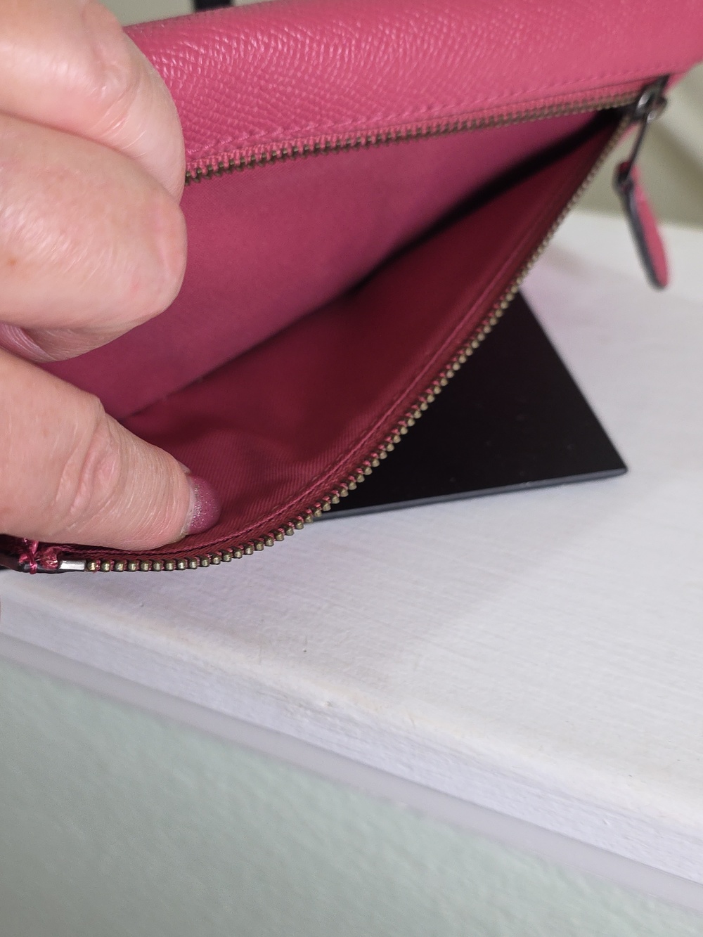 COACH 57536 PINK CROSSGRAIN LEATHER COLORBLOCK SOFT WALLET VGUC - Picture 9 of 16